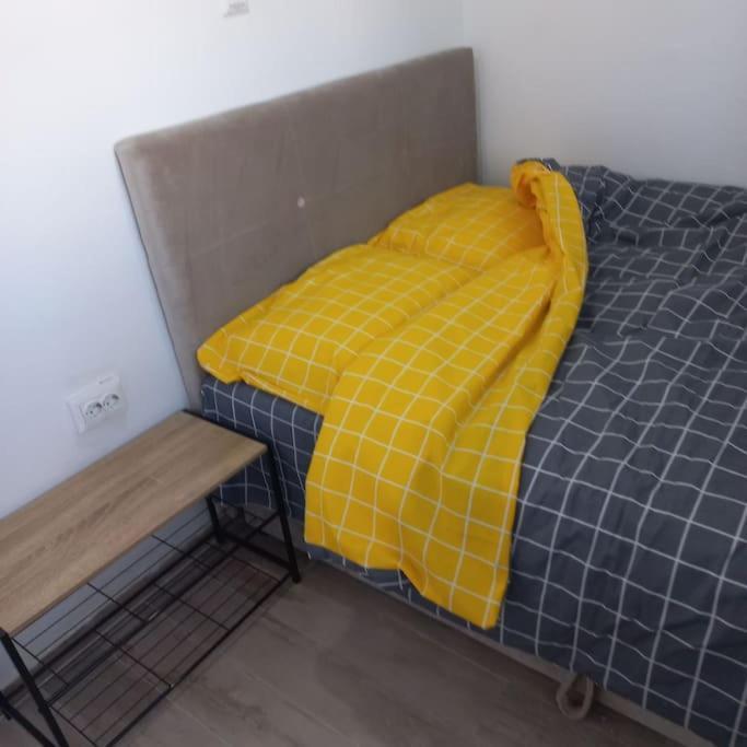 Lovely 1- Bedroom Condo Close To Downtown Escópia Exterior foto